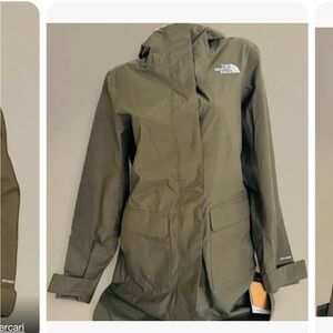 North face city breeze rain parka